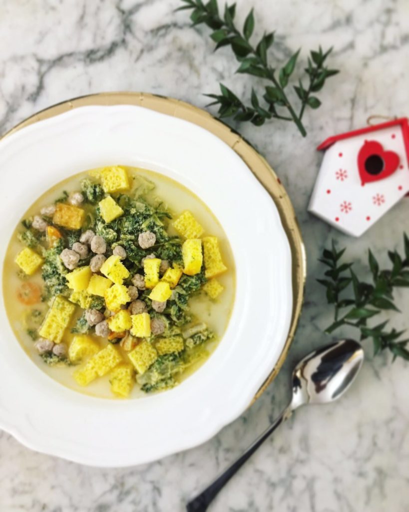 Brodo con pizza rustica abruzzese