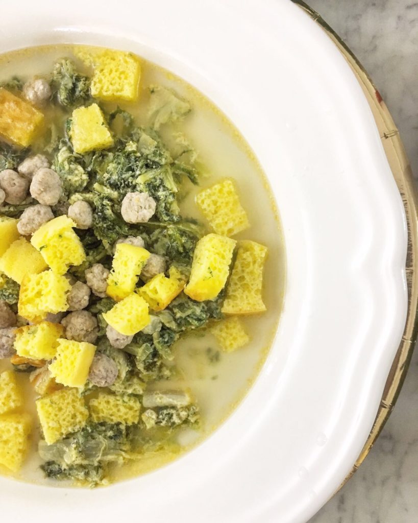 Brodo con pizza rustica abruzzese