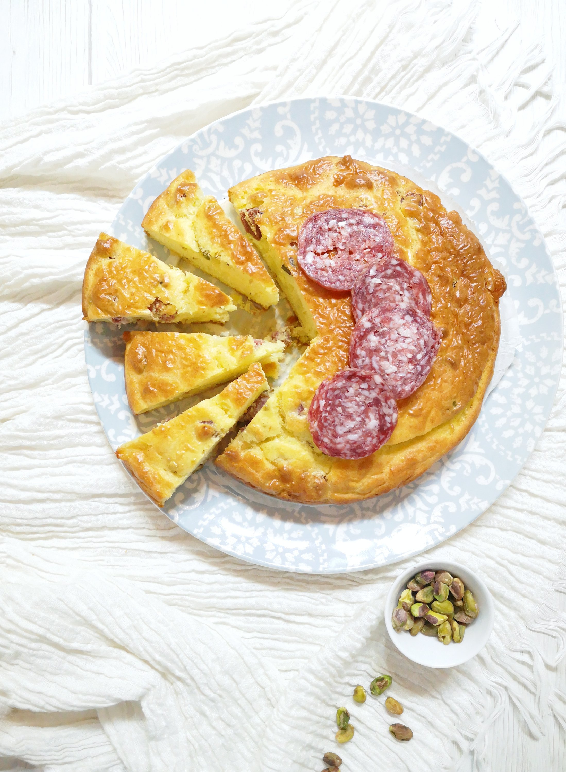La ricetta della orta salata al salame e pistacchi