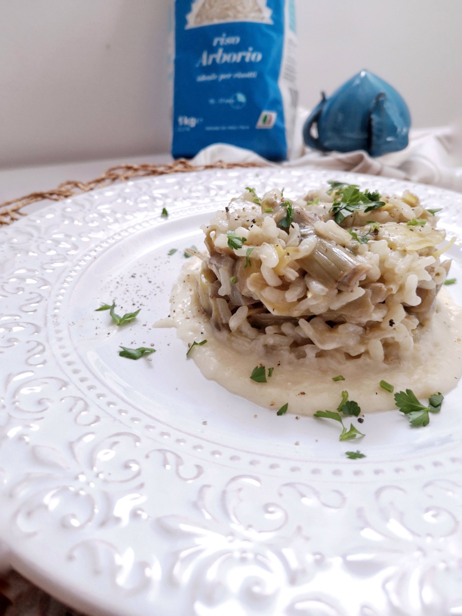 Risotto con carciofi su fonduta di taleggio di Una Cucina a Pois