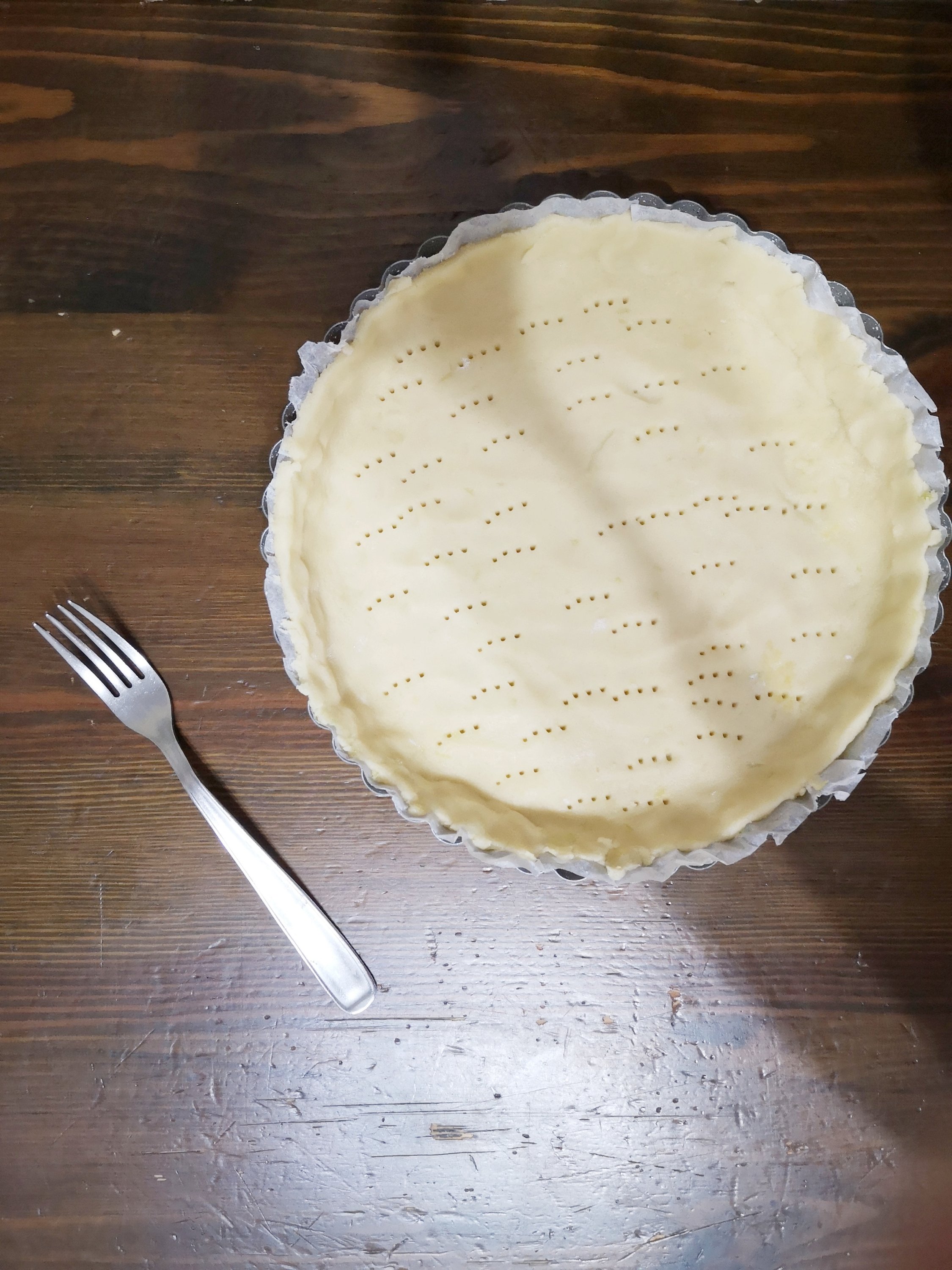 Crostata estiva di pesche
