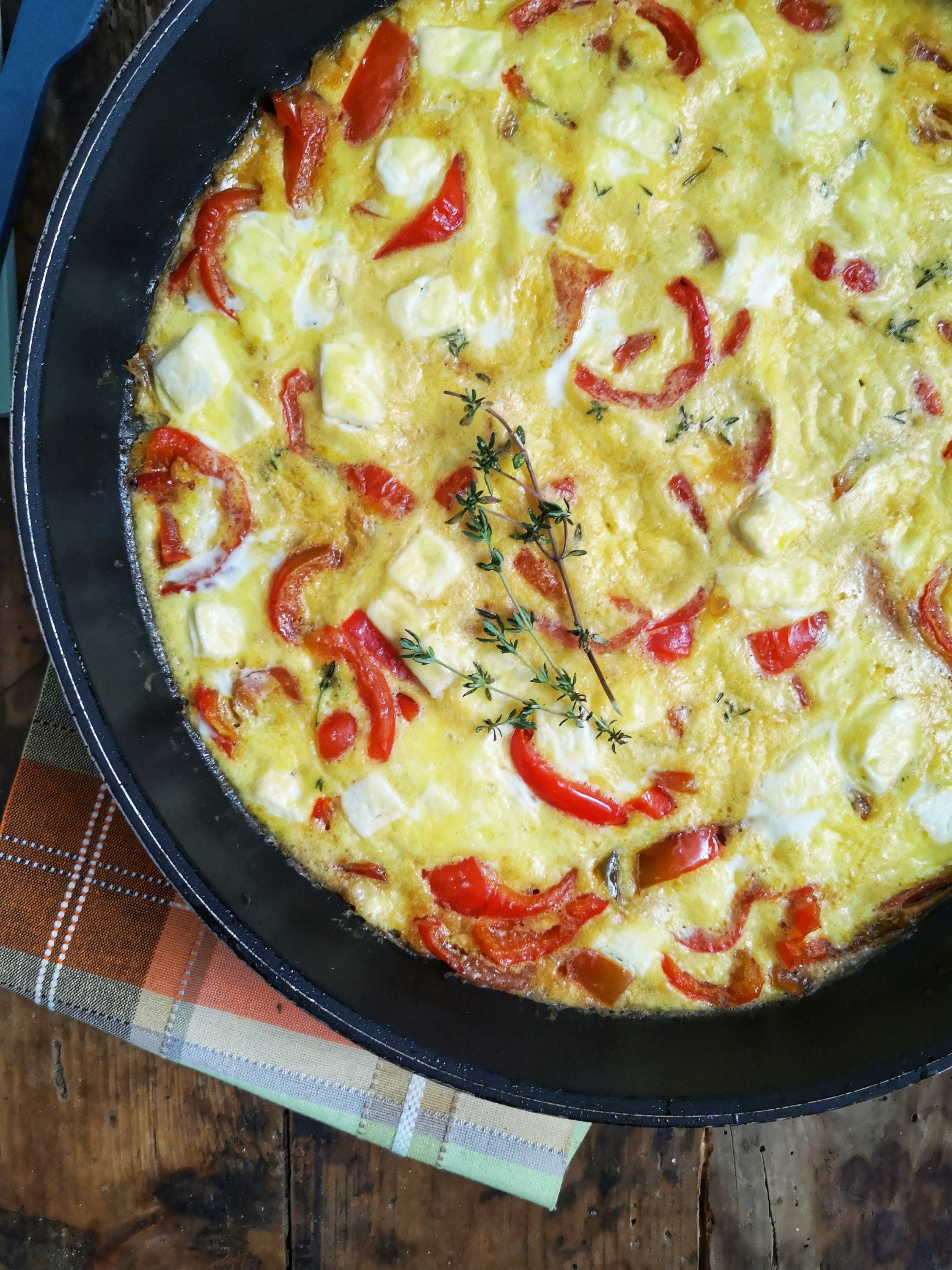 Frittata con feta e peperoni di Una Cucina a Pois