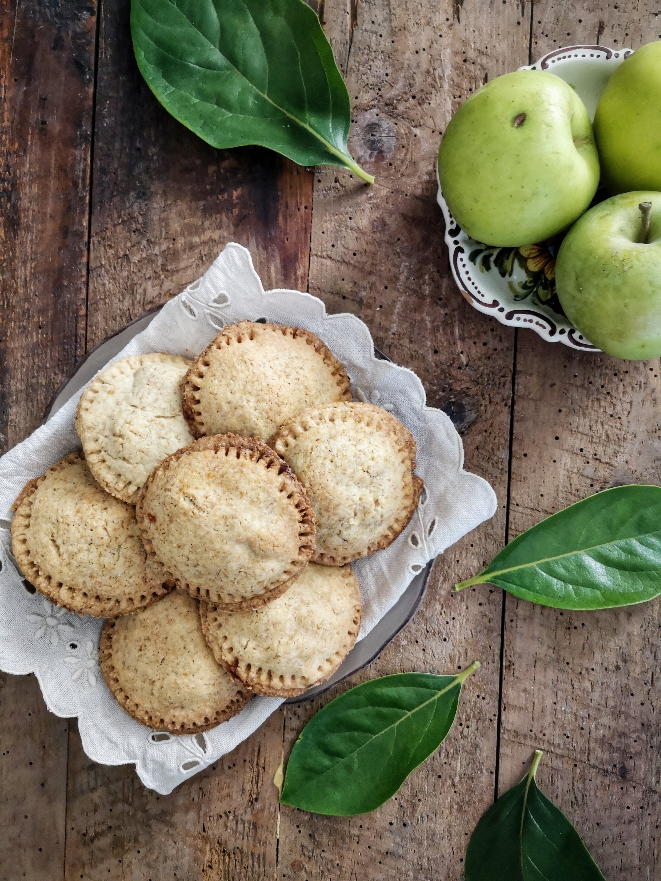 Biscotti ripieni alle mele