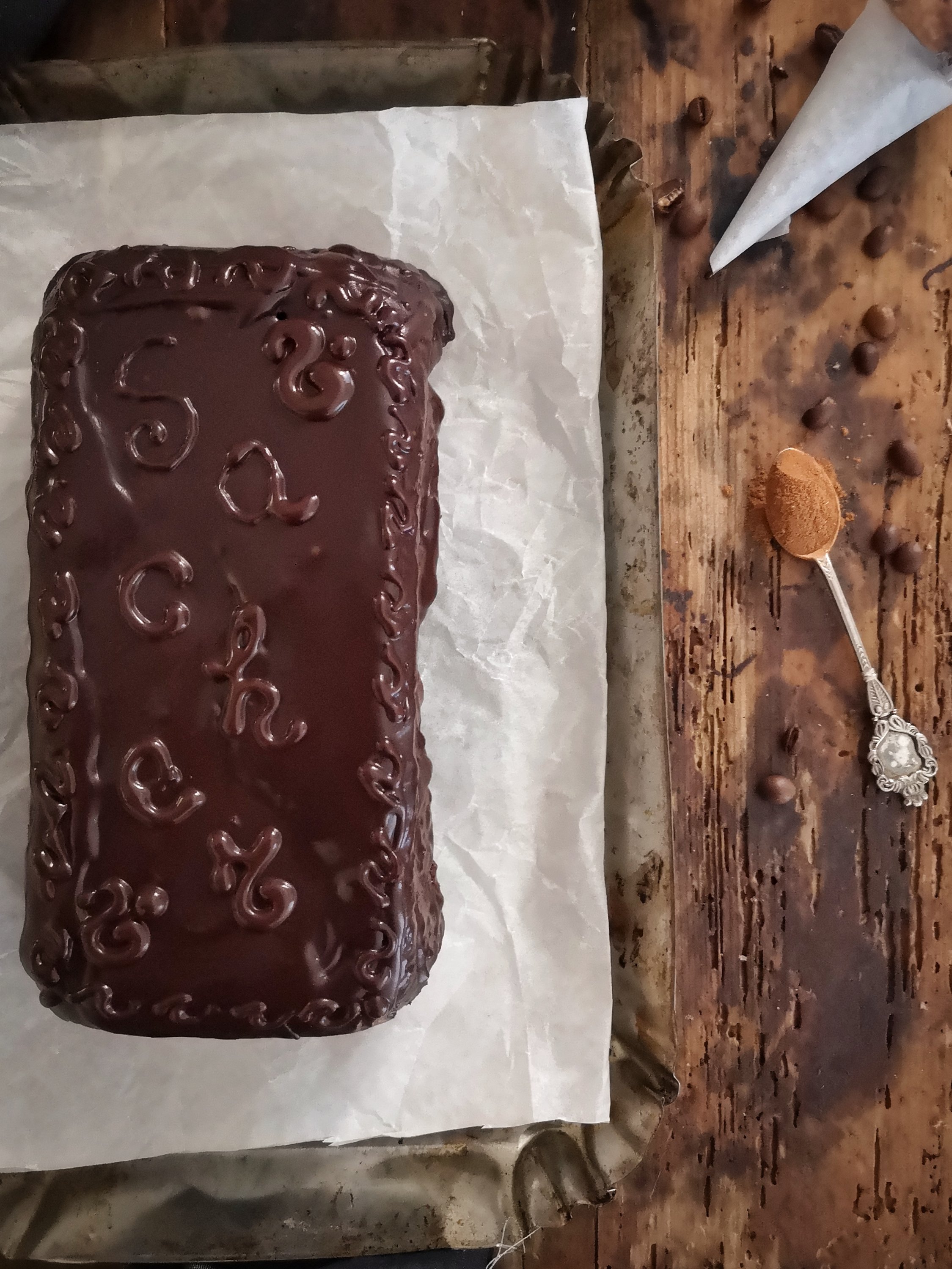 Sacher plumcake