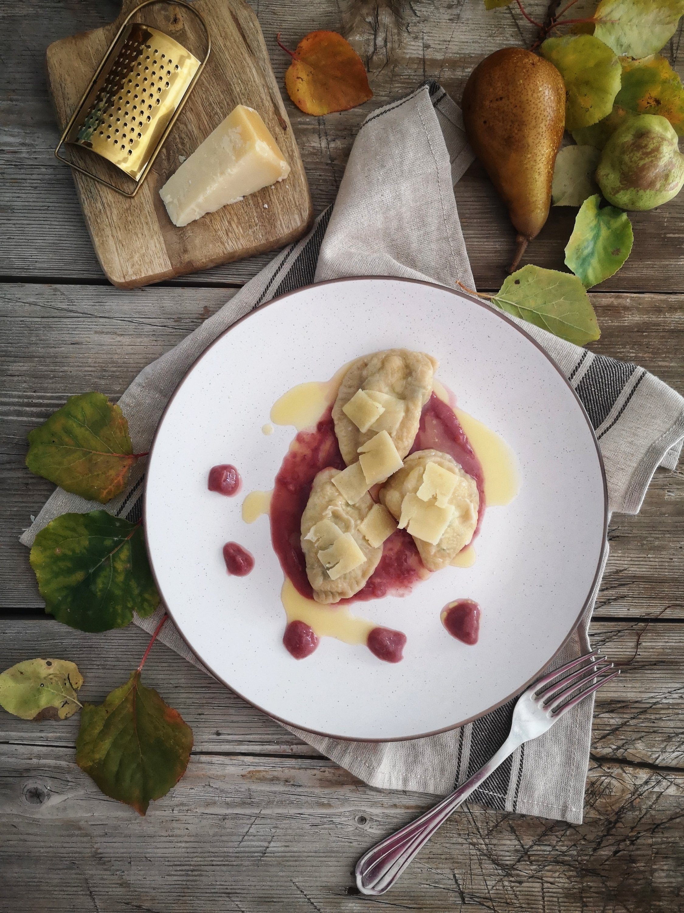 Ravioli di ricotta e borragine