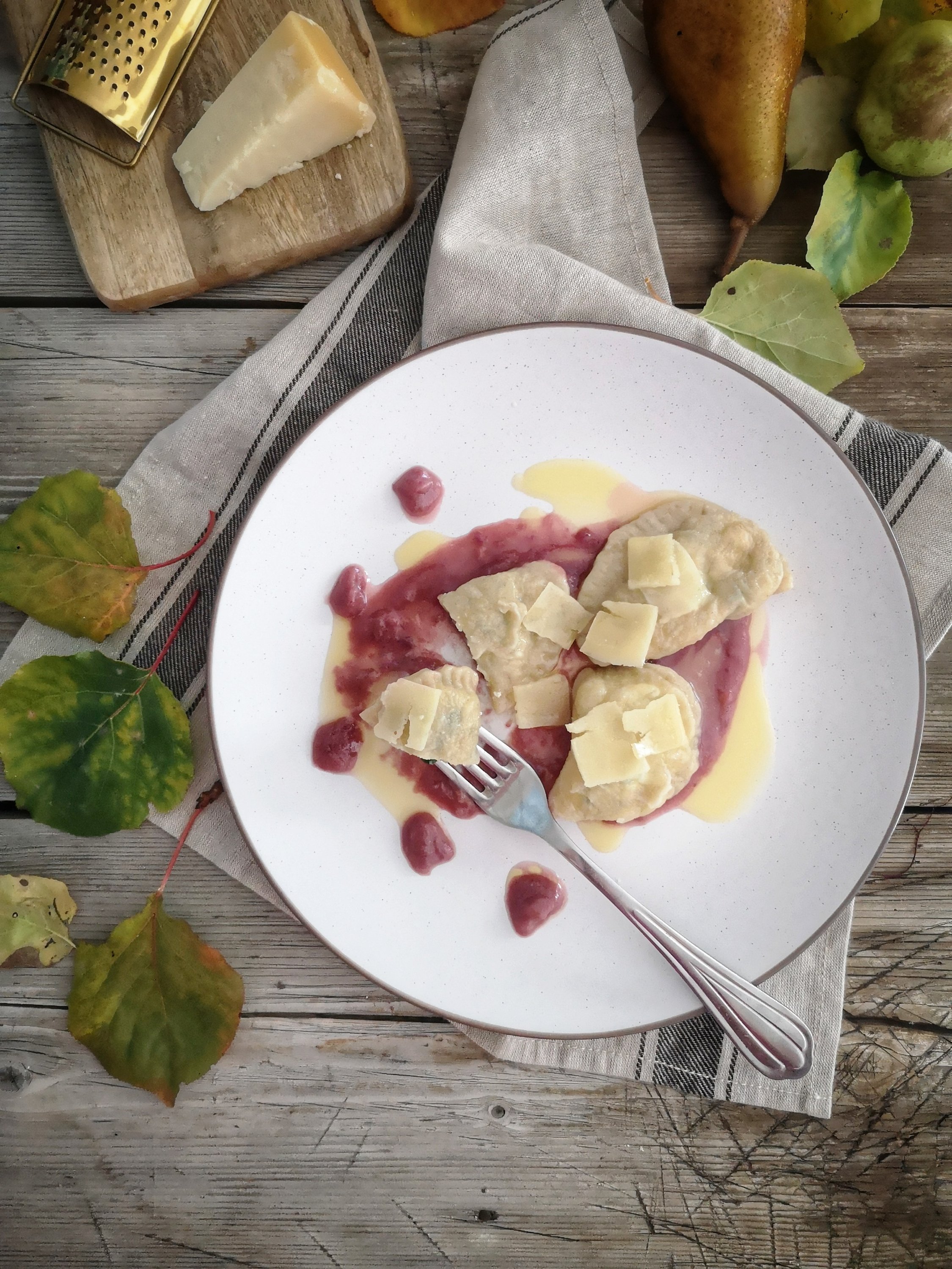 Ravioli di ricotta e borragine